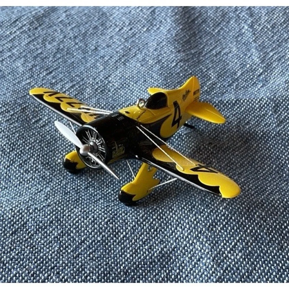 Hallmark Ornament Gee Bee Super Sportster Airplane Model Z 2013